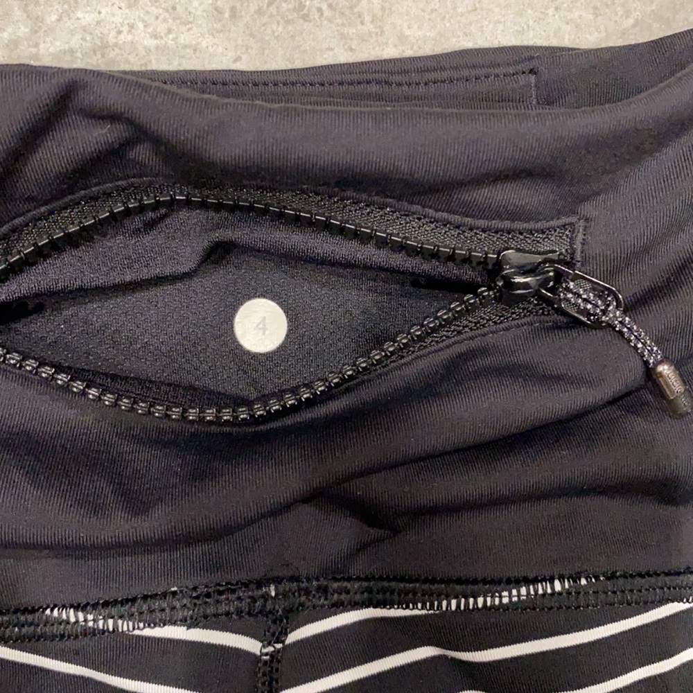 LULULEMON Runday Crop Legging Parallel Stripe RARE - Picture 10 of 12